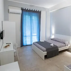 Le Stanze Dell'emiro Nocleg ze śniadaniem